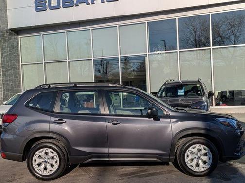 2022 Subaru Forester Base (CVT)