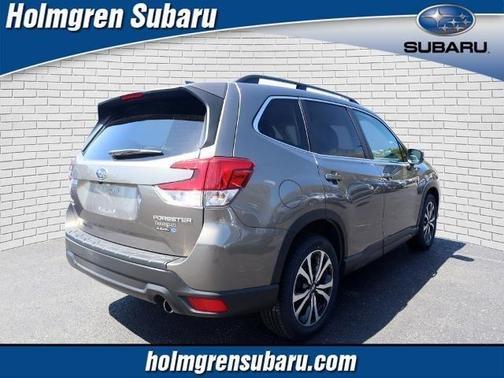 Photo 2 of 16 of 2019 Subaru Forester Limited