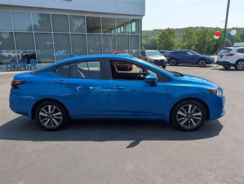 2022 Nissan Versa 1.6 SV