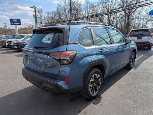 2025 Subaru Forester Base