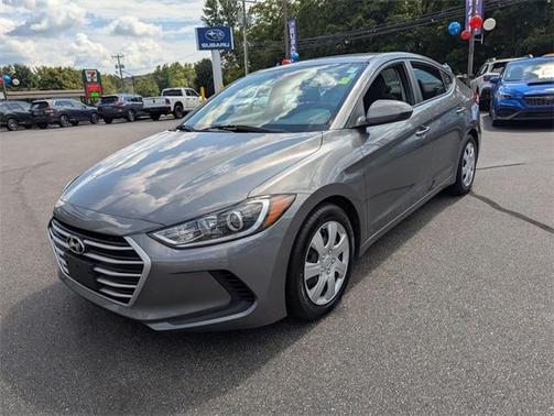 2018 Hyundai ELANTRA SE