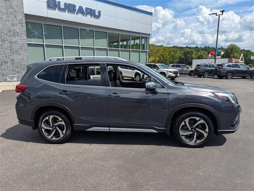2022 Subaru Forester Touring