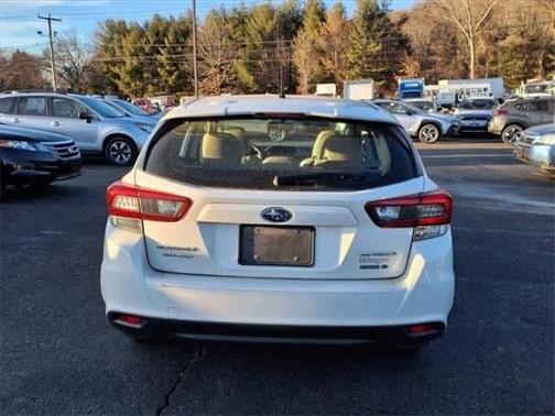 2022 Subaru Impreza Base