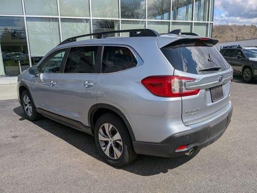 Ice Silver Metallic 2025 Subaru Ascent Premium