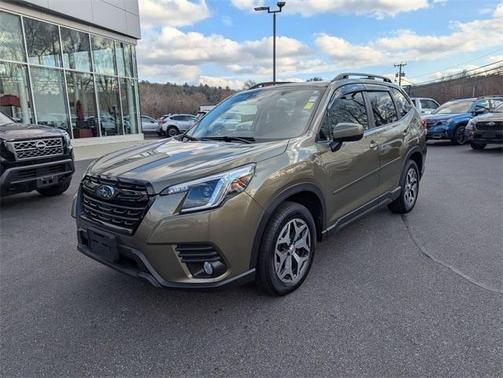 2022 Subaru Forester Premium