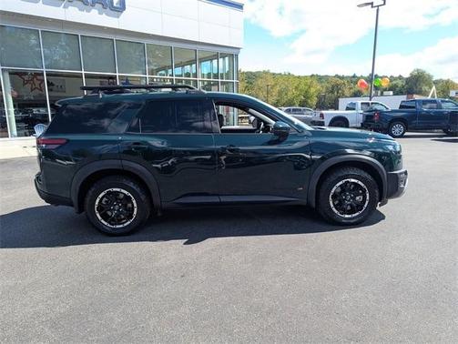 2023 Nissan Pathfinder Rock Creek