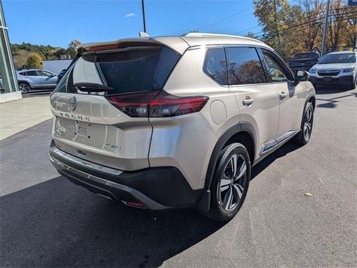 2023 Nissan Rogue SL
