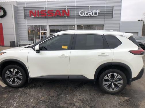 2023 Nissan Rogue SV