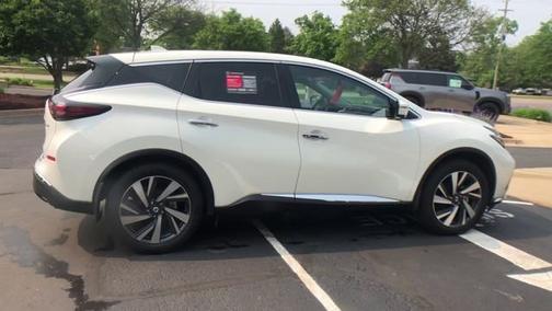 2022 Nissan Murano SL
