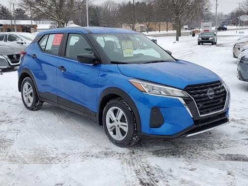 2024 Nissan Kicks S