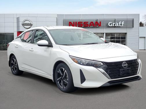 Aspen White 2024 Nissan Sentra SV