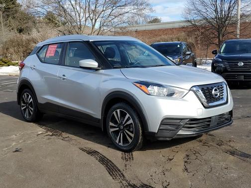 2020 Nissan Kicks SV