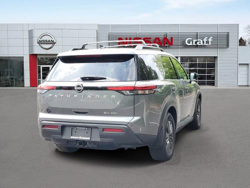 Gun Metallic 2022 Nissan Pathfinder SV