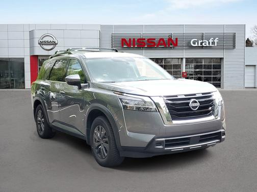 Gun Metallic 2022 Nissan Pathfinder SV