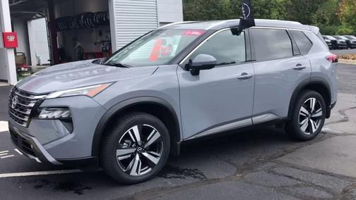 2024 Nissan Rogue SL