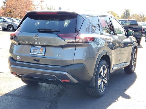 Gun Metallic 2023 Nissan Rogue SL