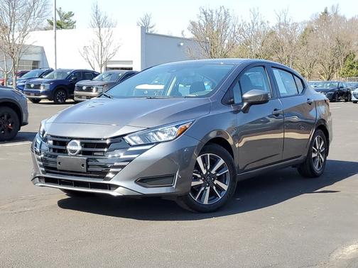 2023 Nissan Versa 1.6 SV