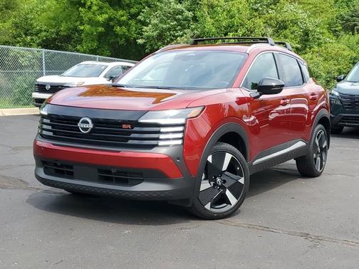 Scarlet Ember Tintcoat 2026 Nissan Kicks SR