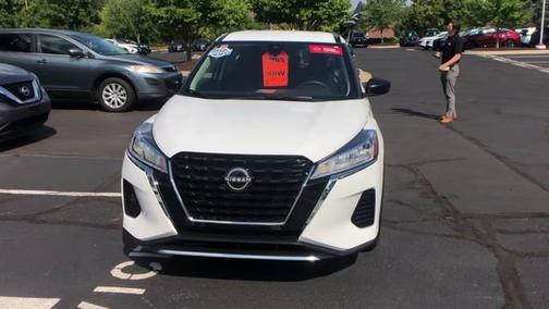 2023 Nissan Kicks S