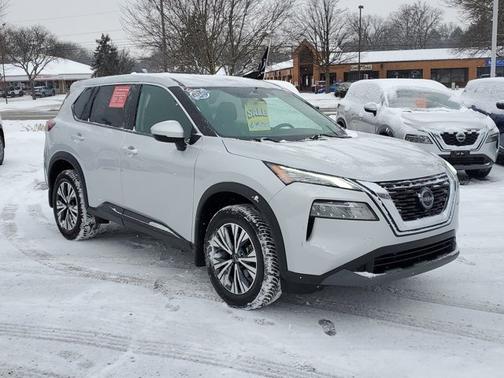 2022 Nissan Rogue SV