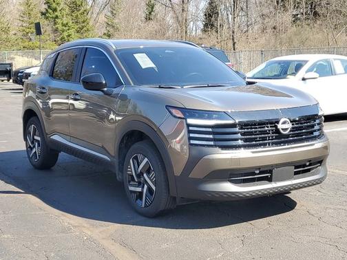 Canyon Bronze Metallic 2026 Nissan Kicks SV