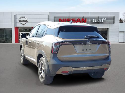 Canyon Bronze Metallic 2026 Nissan Kicks SV
