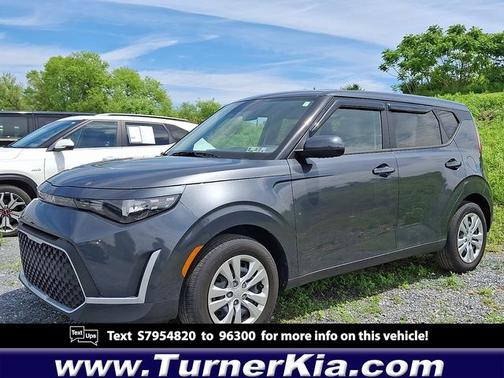 Gray 2025 Kia Soul LX