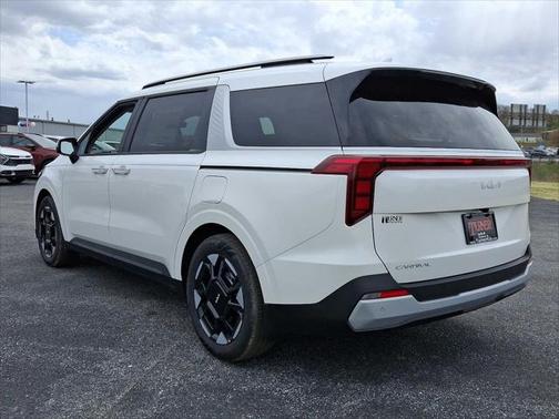 2025 Kia Carnival EX