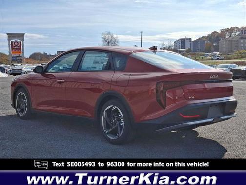 2025 Kia K4 EX