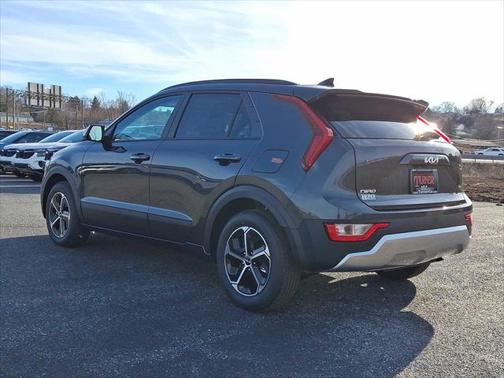2025 Kia Niro EX