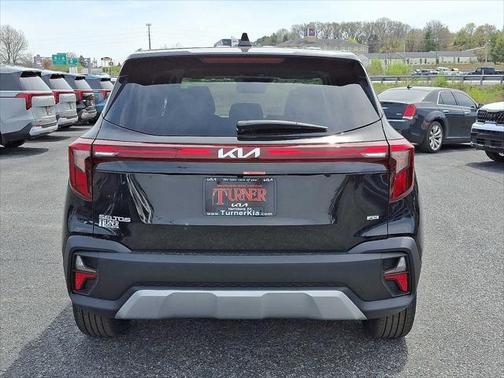 2025 Kia Seltos LX