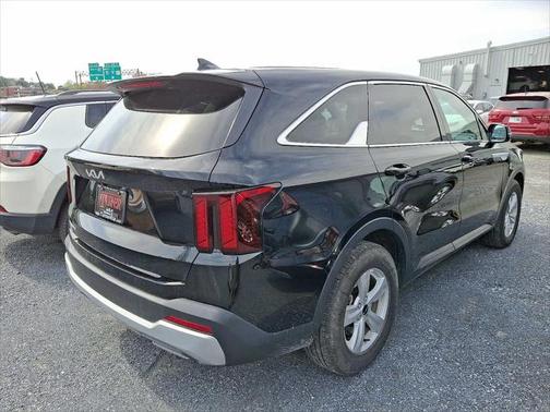 2024 Kia Sorento LX