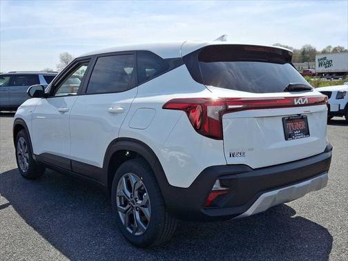 2025 Kia Seltos LX