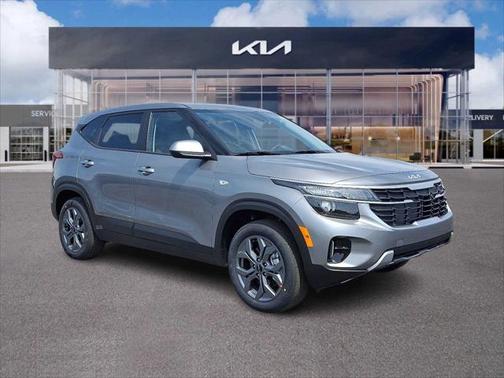 2025 Kia Seltos LX