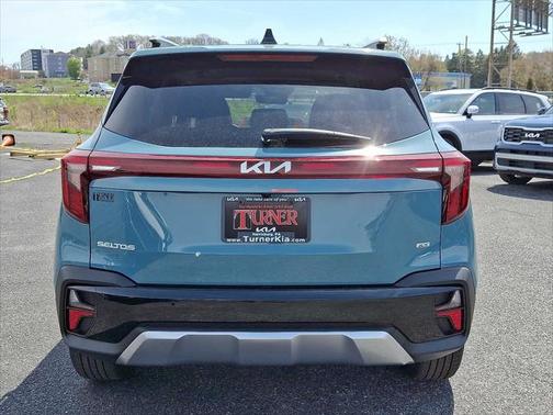 2025 Kia Seltos EX