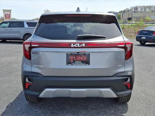 2025 Kia Seltos LX