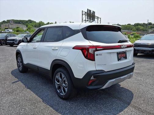 2025 Kia Seltos LX