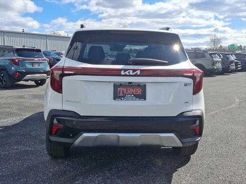 2025 Kia Seltos S