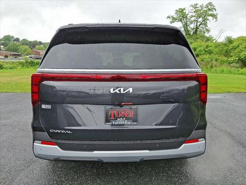 2025 Kia Carnival EX