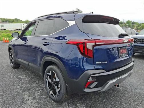 2025 Kia Seltos EX