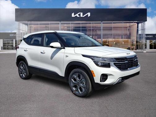 2025 Kia Seltos LX