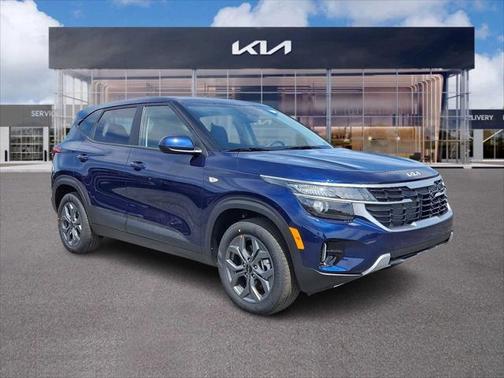 2025 Kia Seltos LX