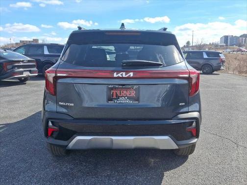 2025 Kia Seltos EX
