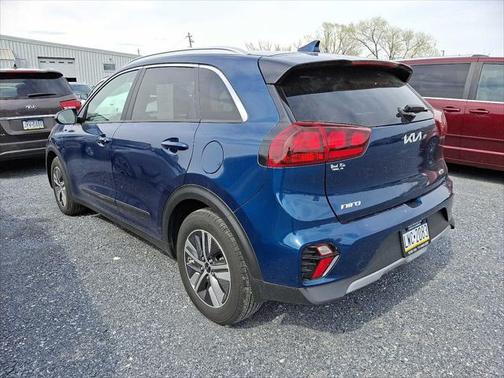 2022 Kia Niro LXS