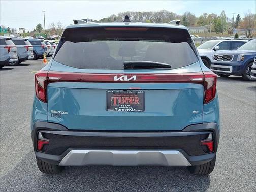 2025 Kia Seltos EX