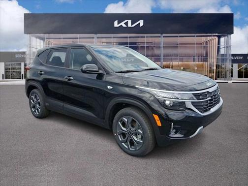 2025 Kia Seltos LX