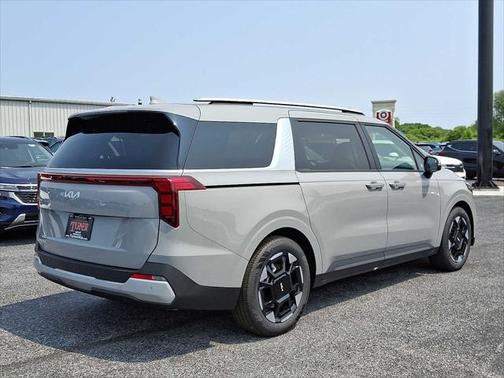 2025 Kia Carnival EX
