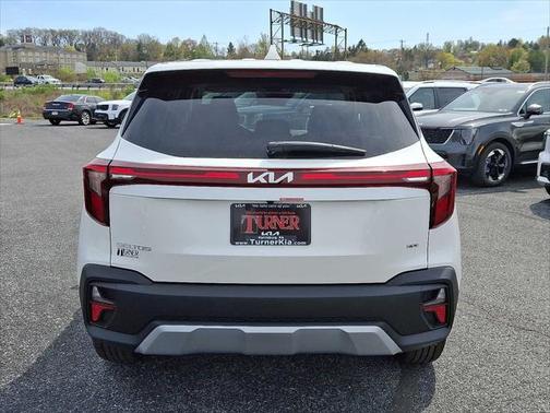 2025 Kia Seltos LX