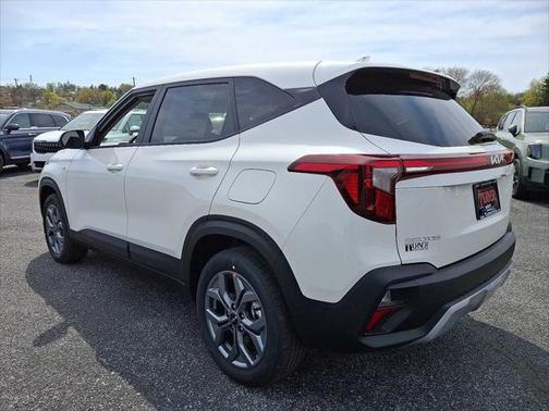 2025 Kia Seltos LX