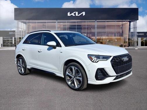 2021 Audi Q3 45 S line Premium Plus